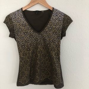 Tahari Bergdore Goodman Olive/ Gold V-Neck Top
